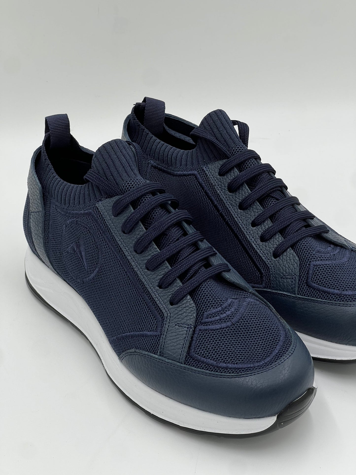 ALVRUN Navy Knit & Leather Hybrid Runner Sneakers - Alvarenzo shoes