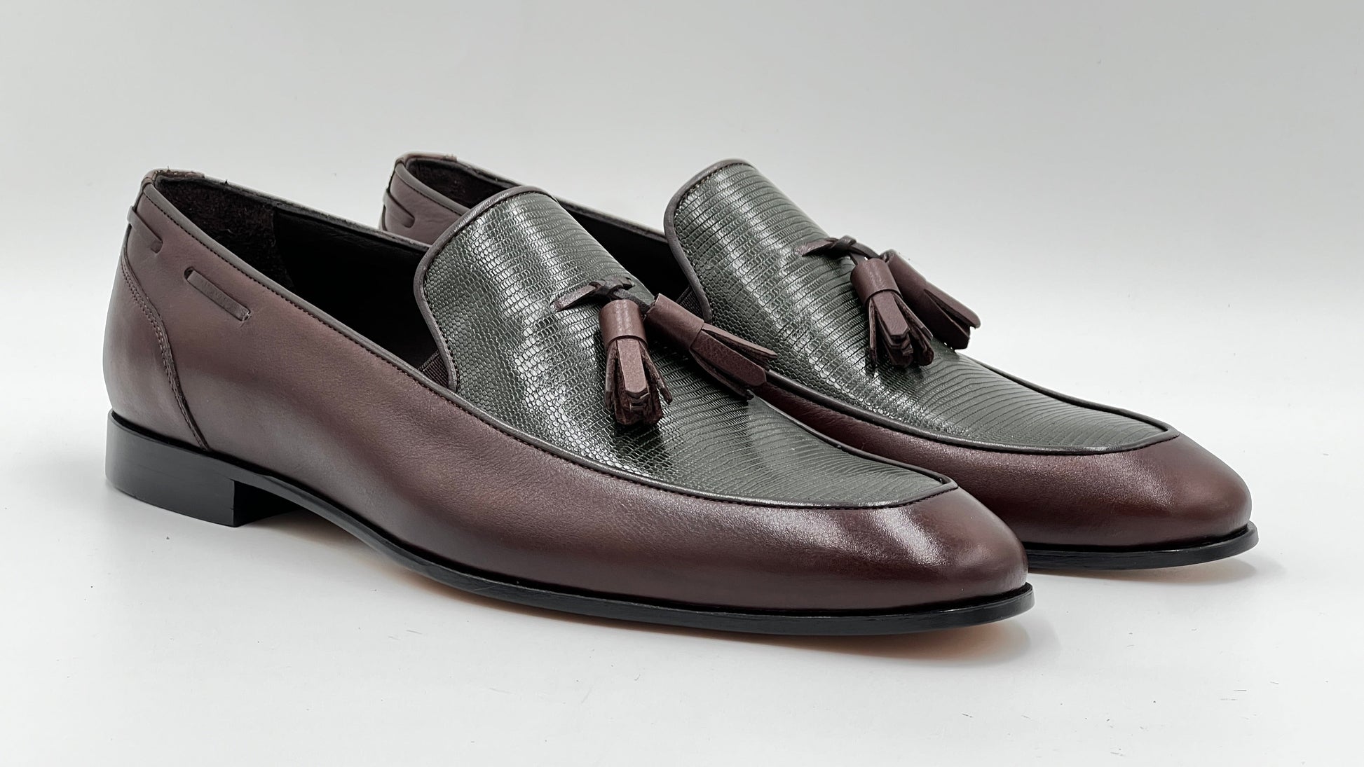 25180 Brown - Green Leather Loafer Men Shoes - Alvarenzo shoes