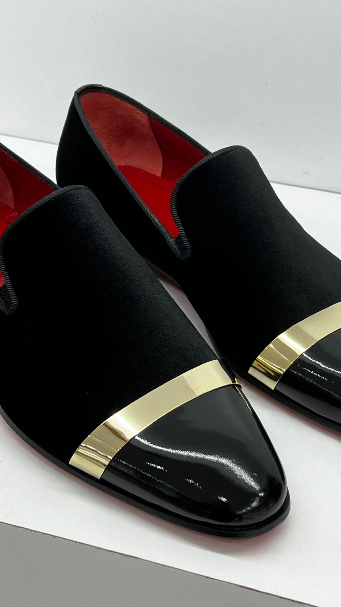 VINZA Black Velvet Gold Accesorize Loafer