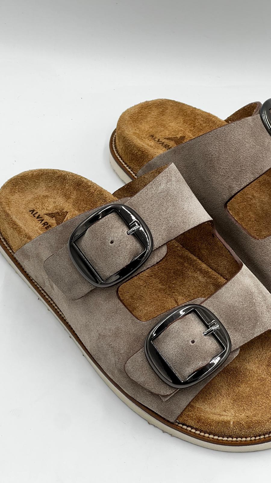 ALVBUC Beige Suede Buckle Sandals - Alvarenzo shoes