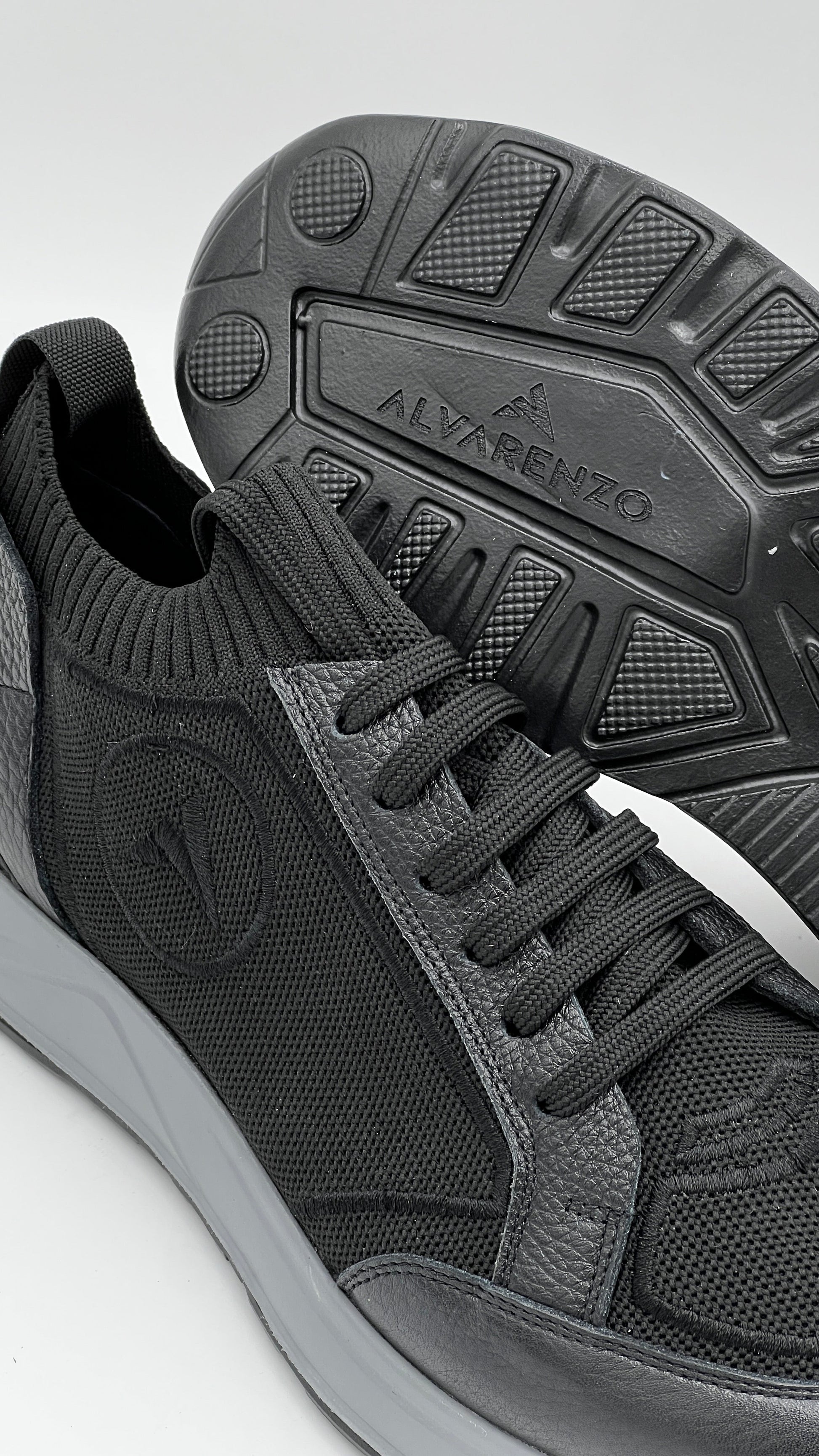 ALVRUN Black Knit & Leather Hybrid Runner Sneakers - Alvarenzo shoes